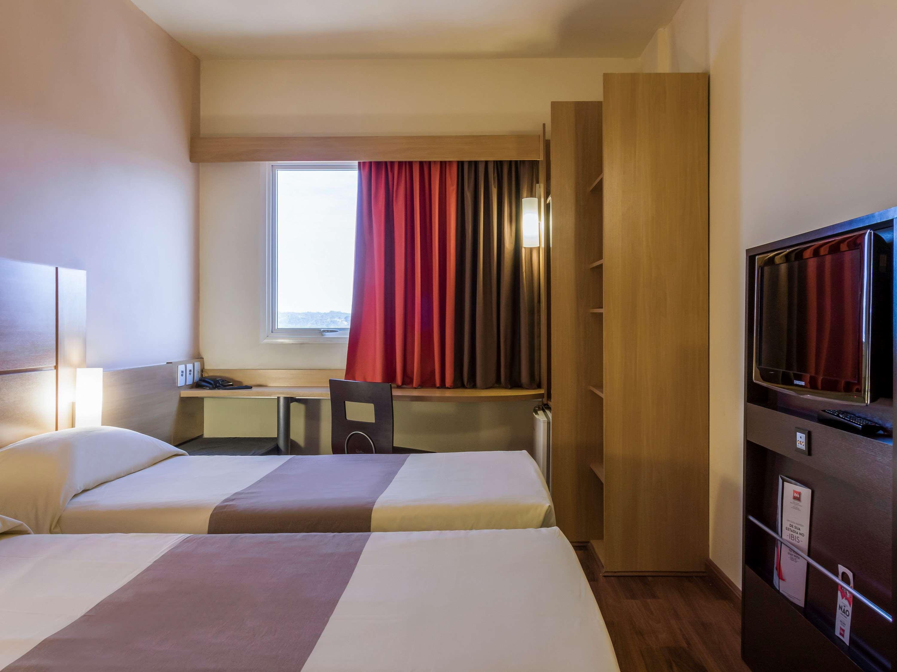 Ibis Jaboticabal Hotel Bagian luar foto