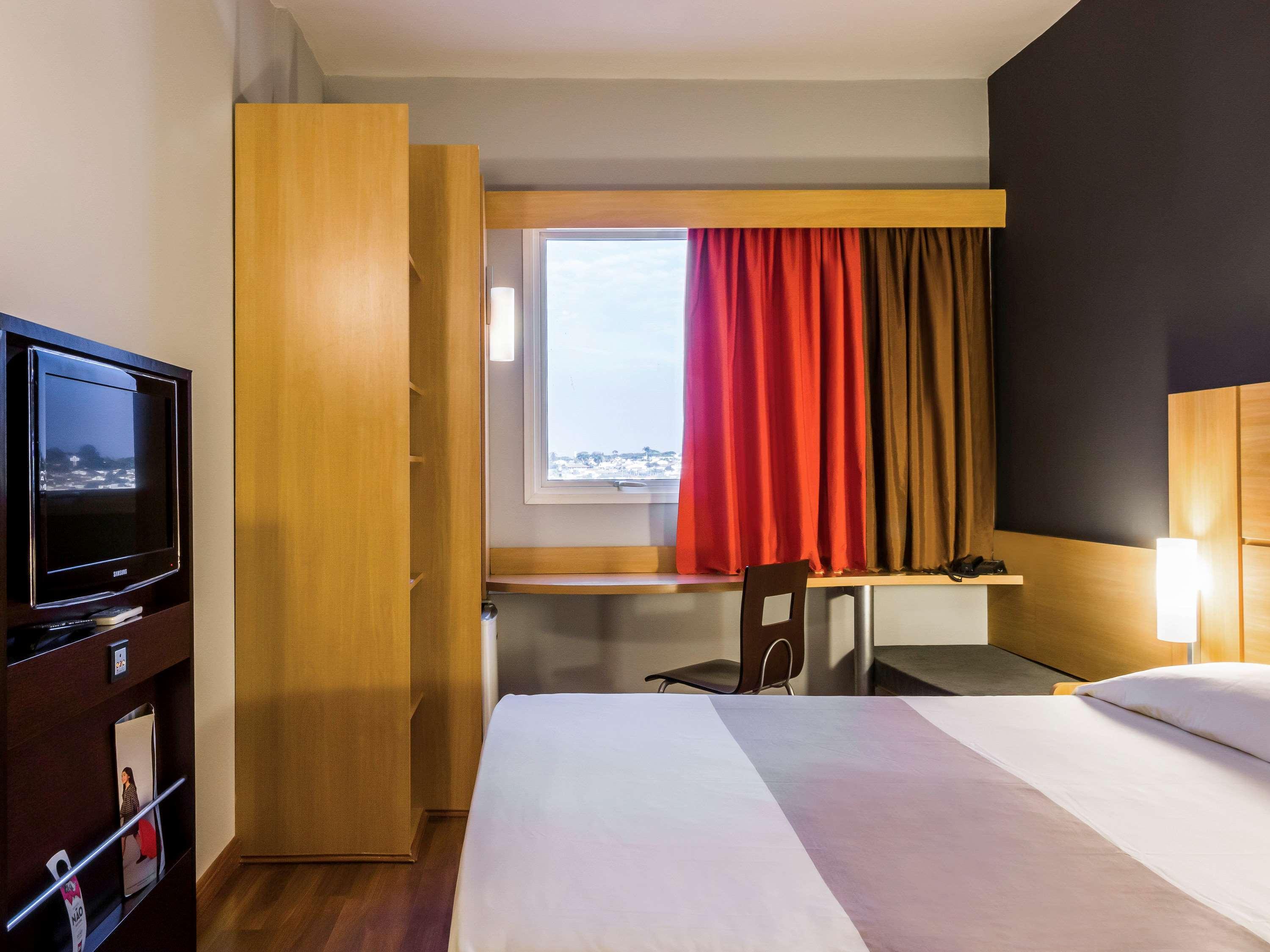 Ibis Jaboticabal Hotel Bagian luar foto