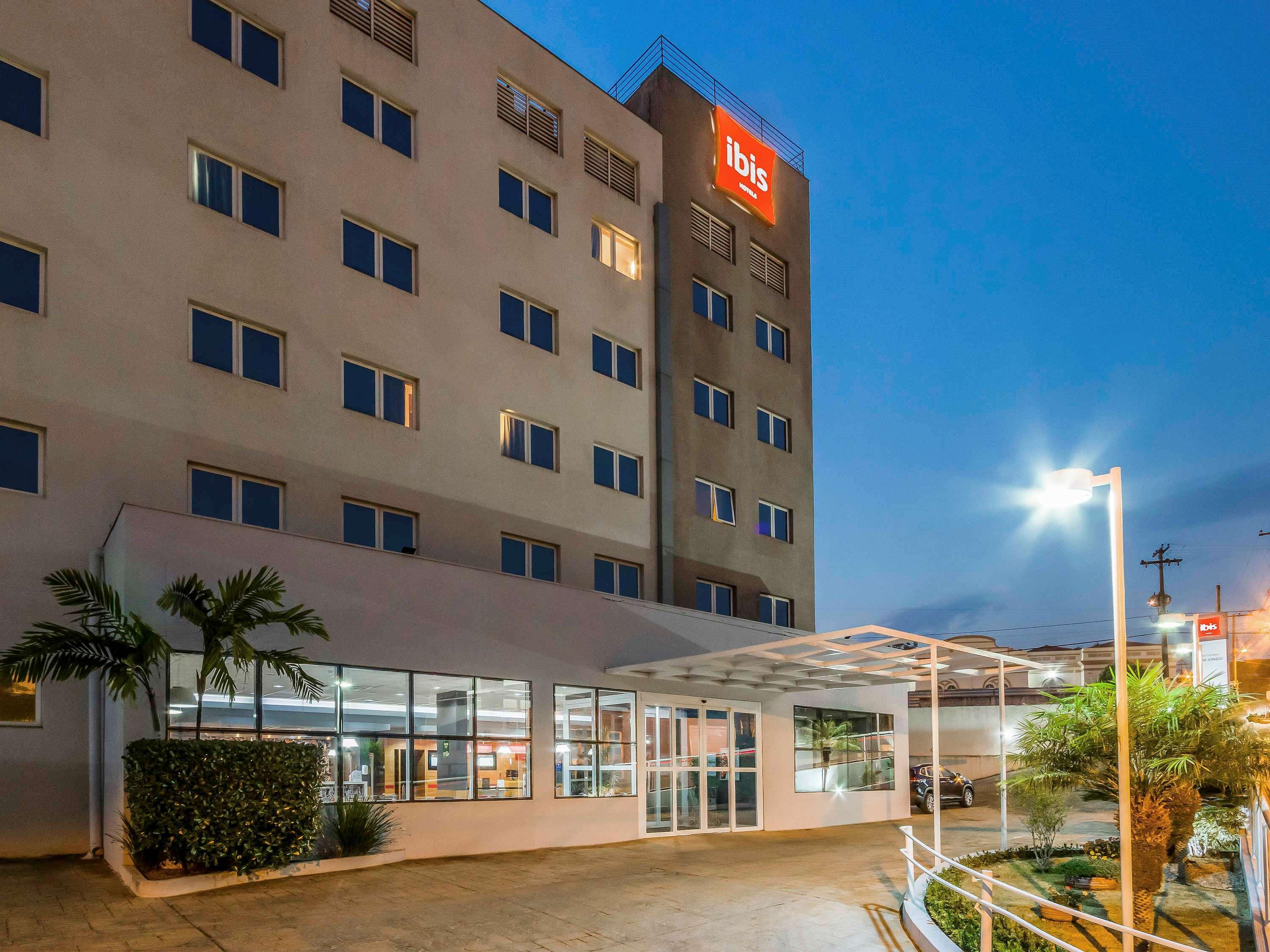 Ibis Jaboticabal Hotel Bagian luar foto