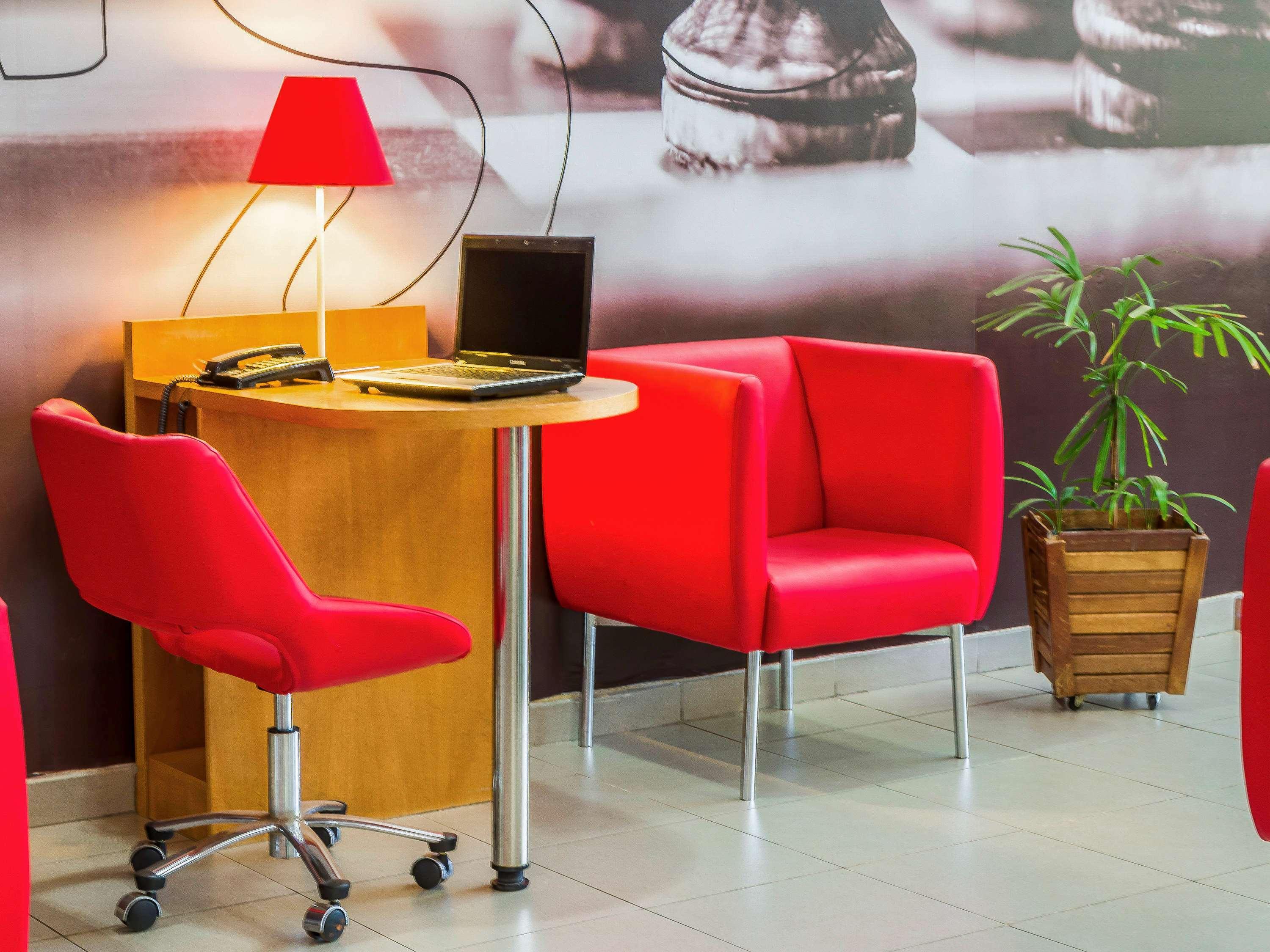 Ibis Jaboticabal Hotel Bagian luar foto